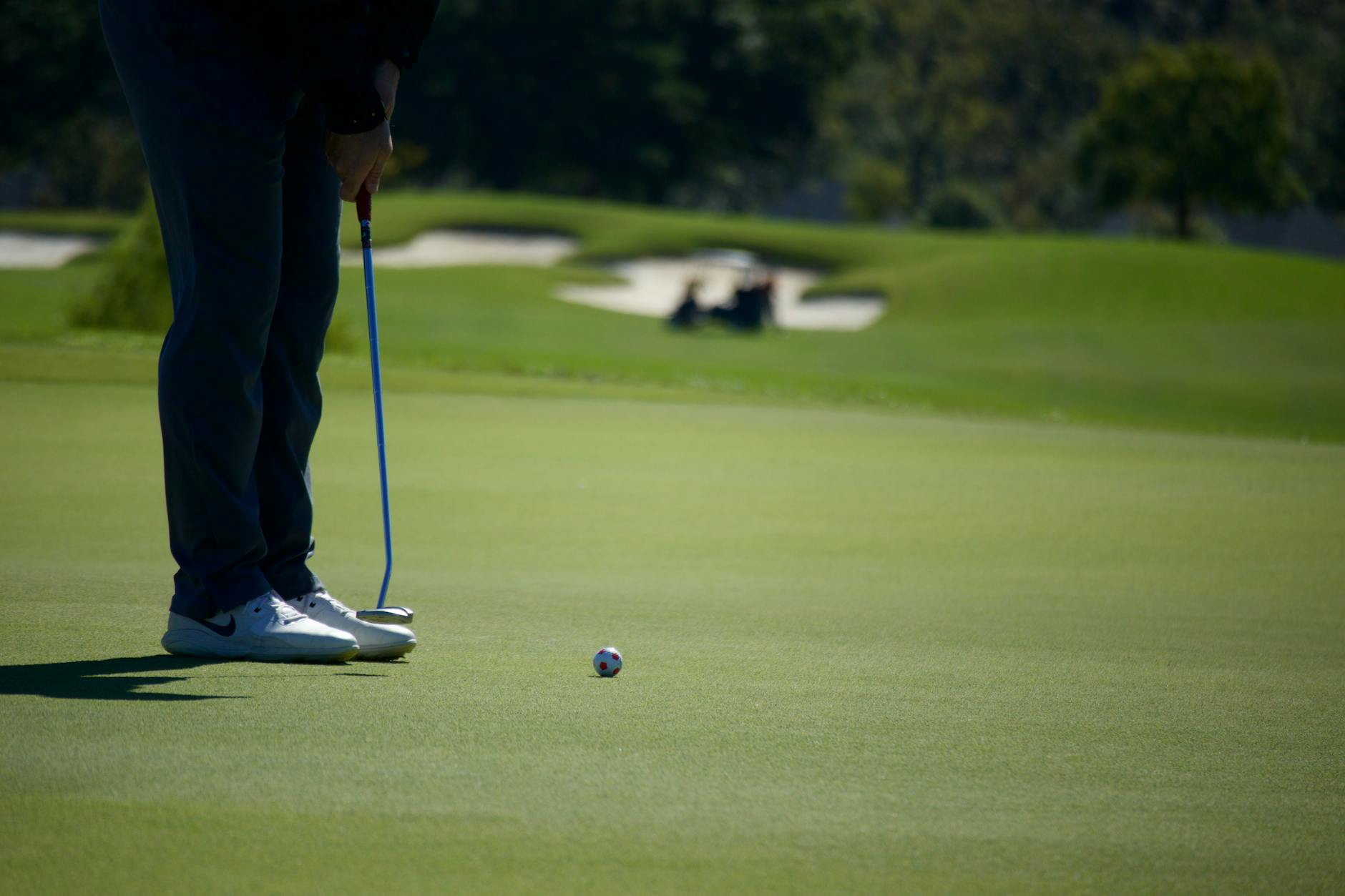 How Elite Golfers Master Pressure on the Back Nine